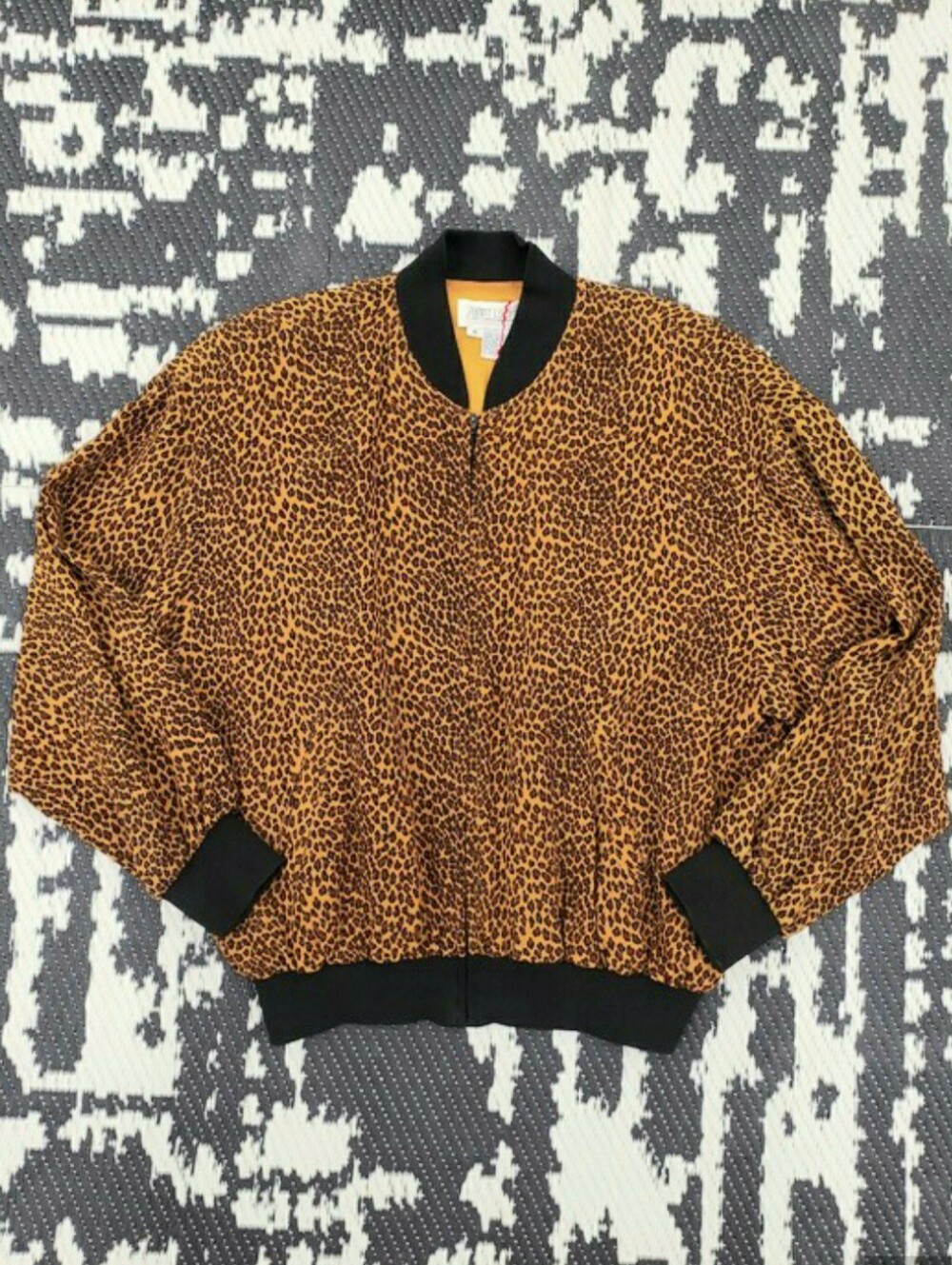 Vintage 1990s Silk Cheetah Leopard Jacket